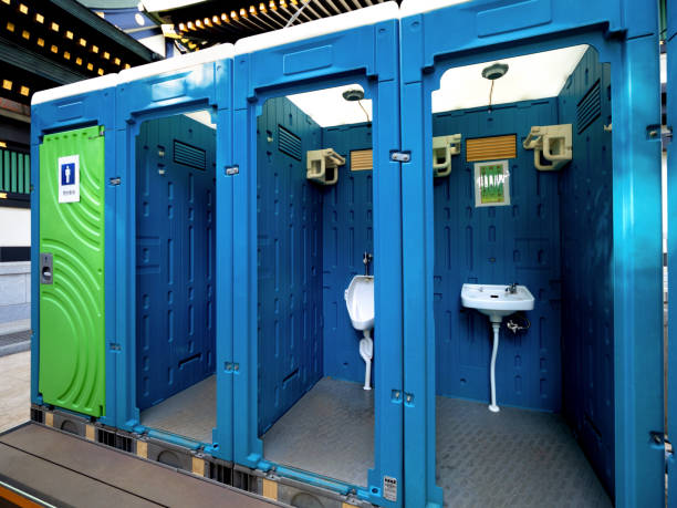 Best Portable restroom trailer rental  in Bennington, NE